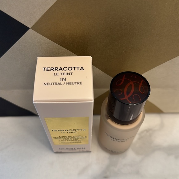 Guerlain Terracotta Foundation - Picture 2 of 2